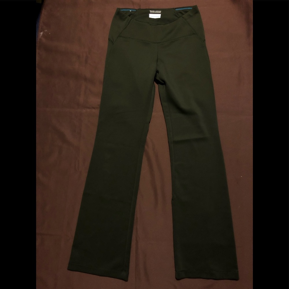 NEW Columbia army green workout pant